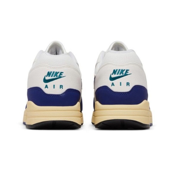 Nike
Air max 1
‘Athletic department’
Brand new - Picture 5 of 6